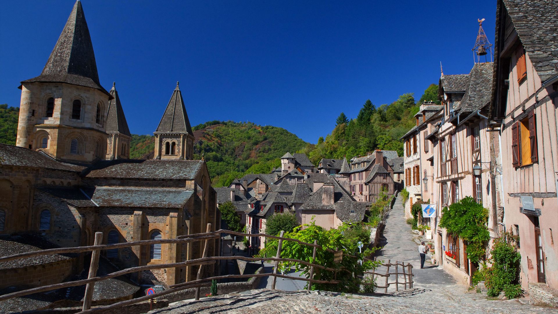 Conques, village médiéval